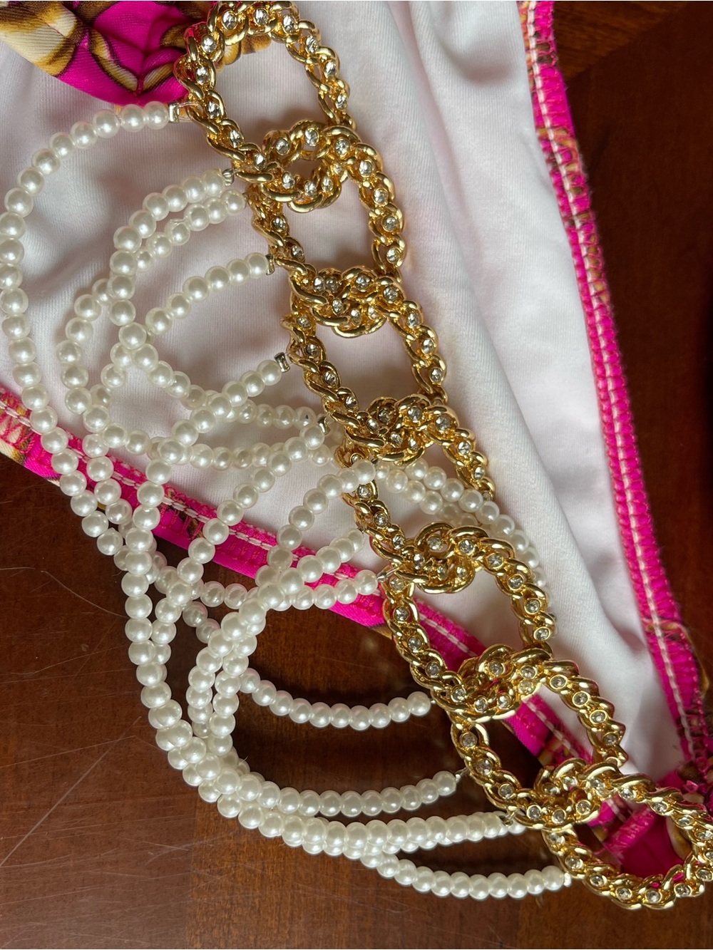 Brand NWT and liner beach bunny collectible RARE bikini bejeweled L set!!! - Picture 4 of 13